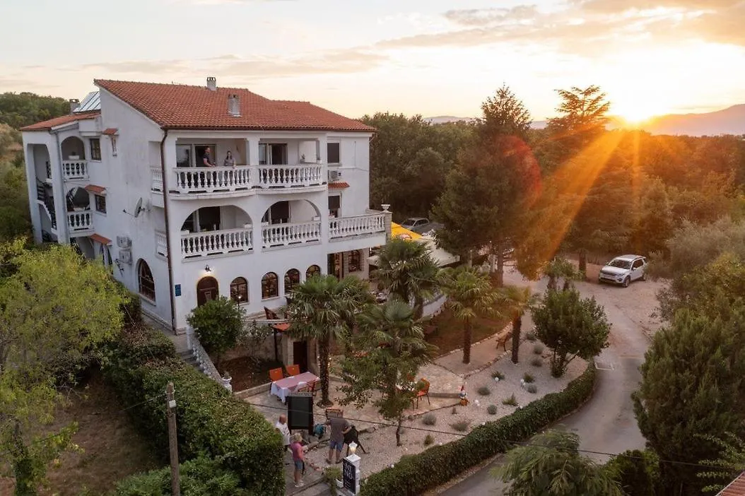 Restaurant & Rooms Nino Porat